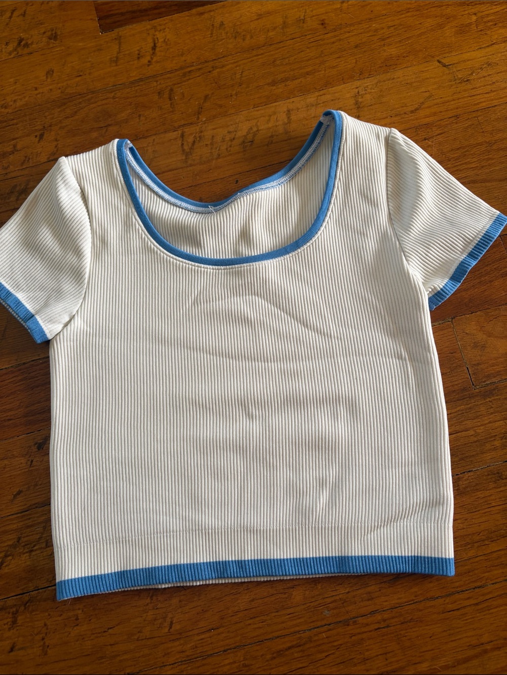 Athleta White Ribbed Crop Top with Blue Trim